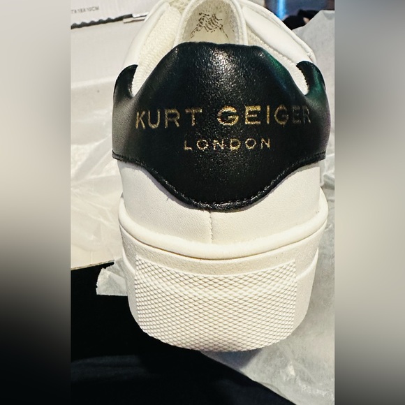 New Kurt Geiger White Leather Sneakers Size 2 - Picture 5 of 9